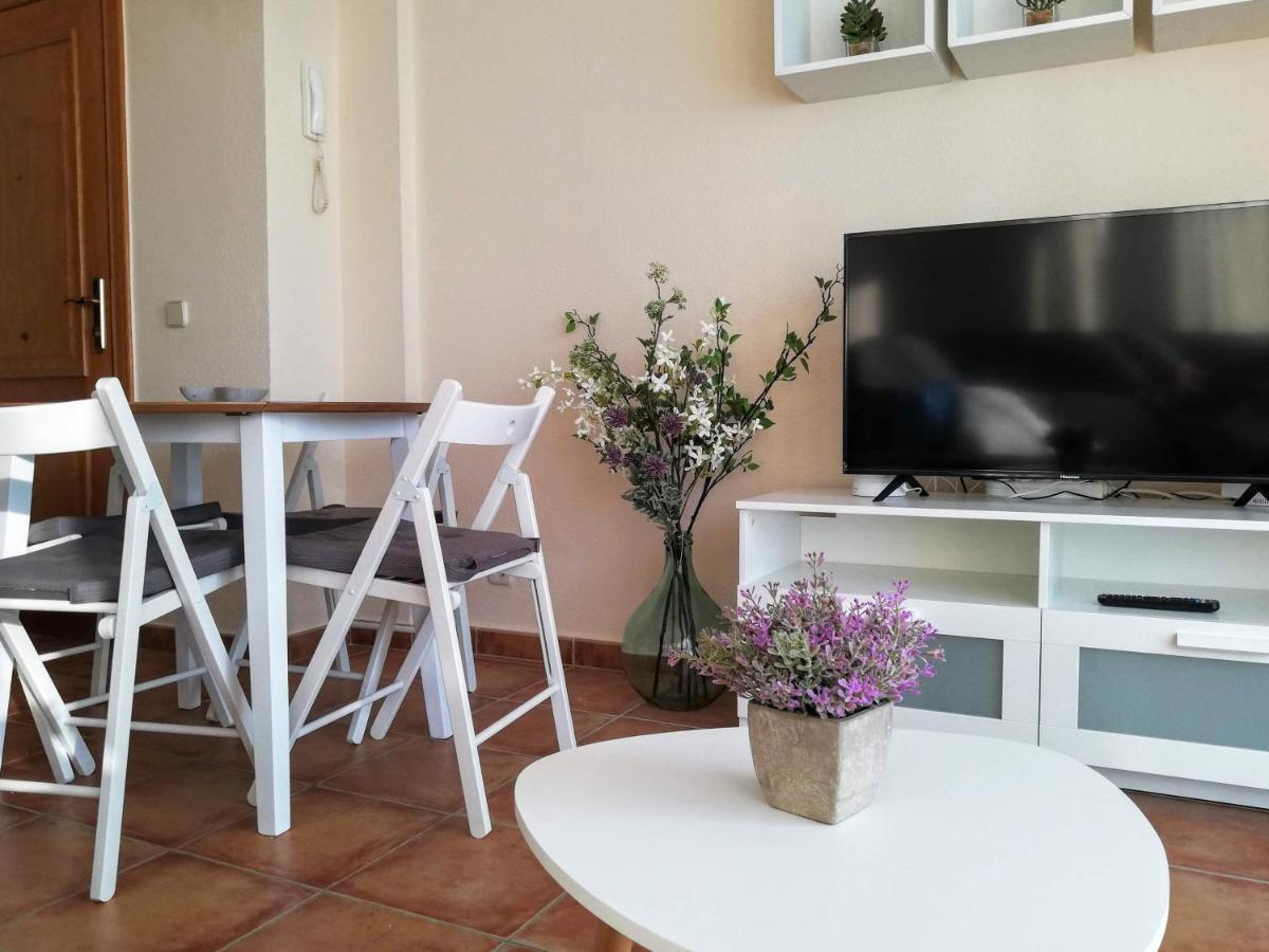 Apartamento Mar Azul, Primera Linea De Playa Sitio de Calahonda Kültér fotó