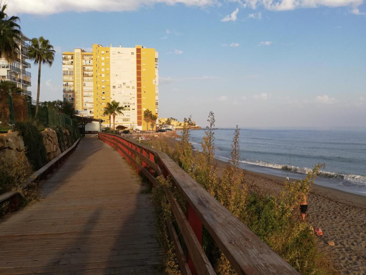 Apartamento Mar Azul, Primera Linea De Playa Sitio de Calahonda Kültér fotó